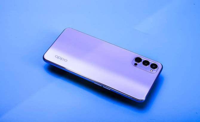 oppo reno4新品开箱:纤薄机身碰撞上甜甜香芋紫