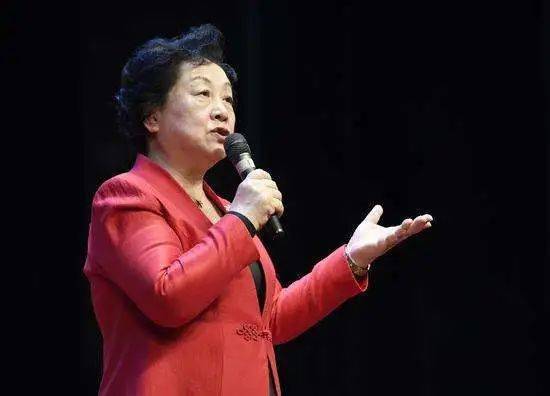 卢勤:别让孩子跑错方向,允许孩子慢慢成长!