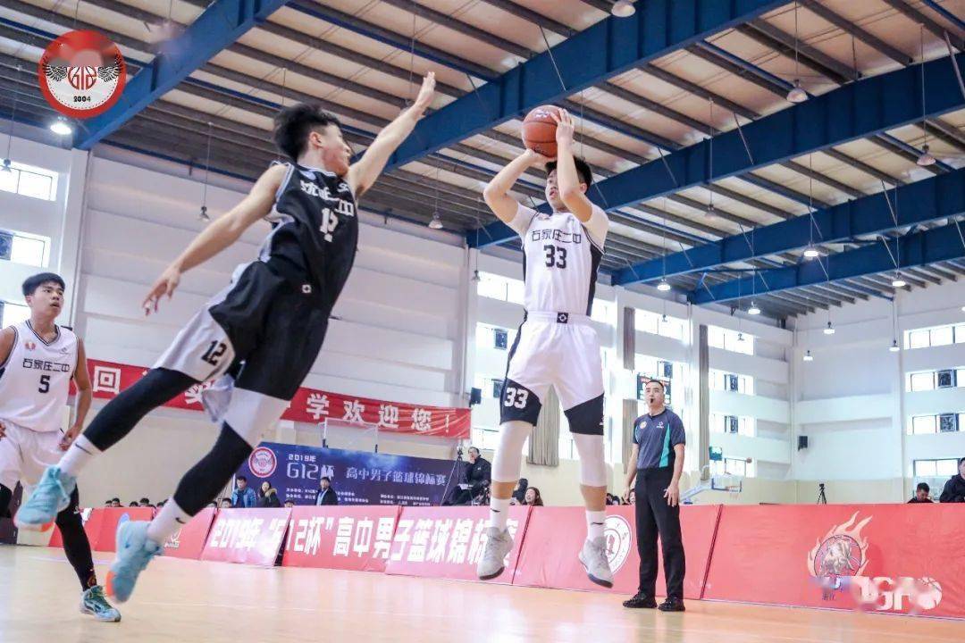 半场得到10分的冯祥硕在下半场上演了力挽狂澜的个