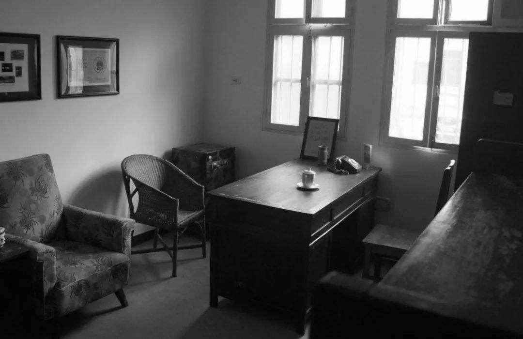 今天一起致敬中国脊梁