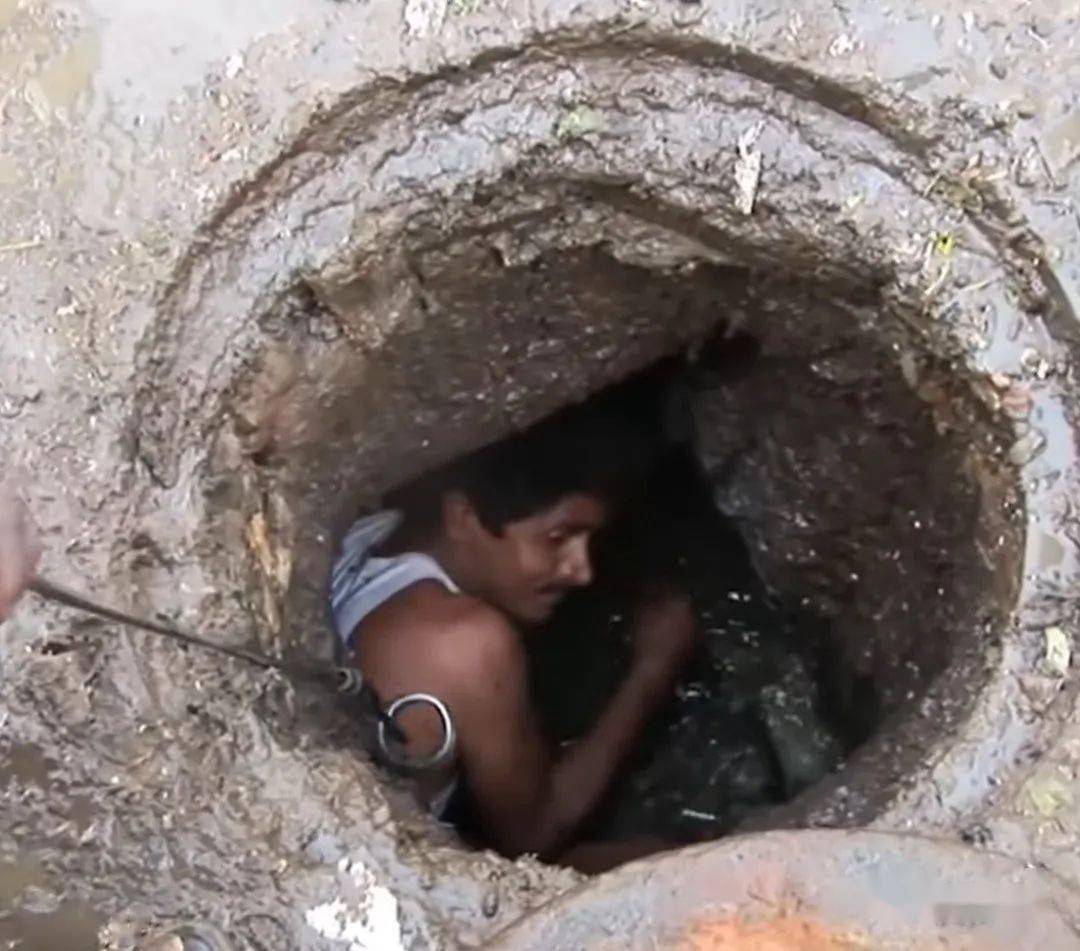 什么是印度捞粪工