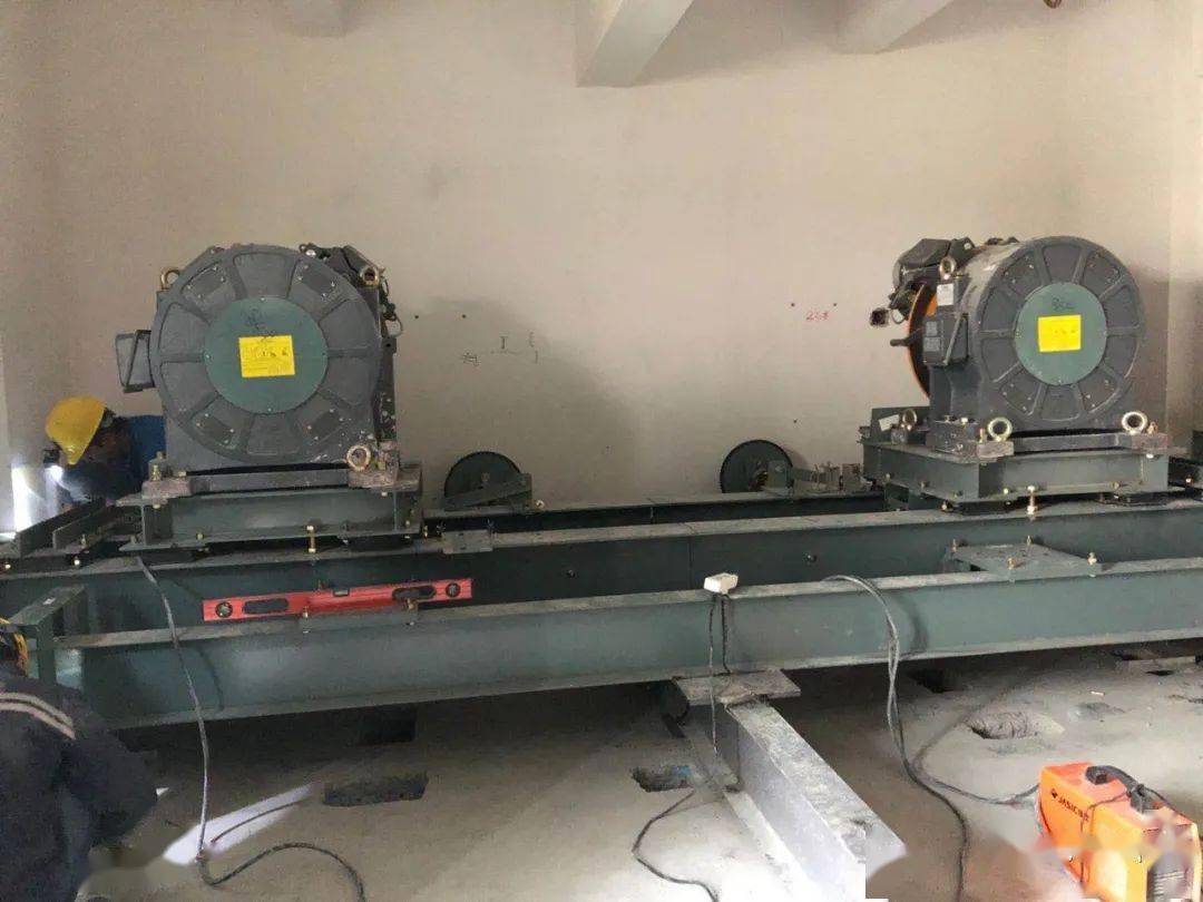 使用七年的电梯,这安装队太有才了!