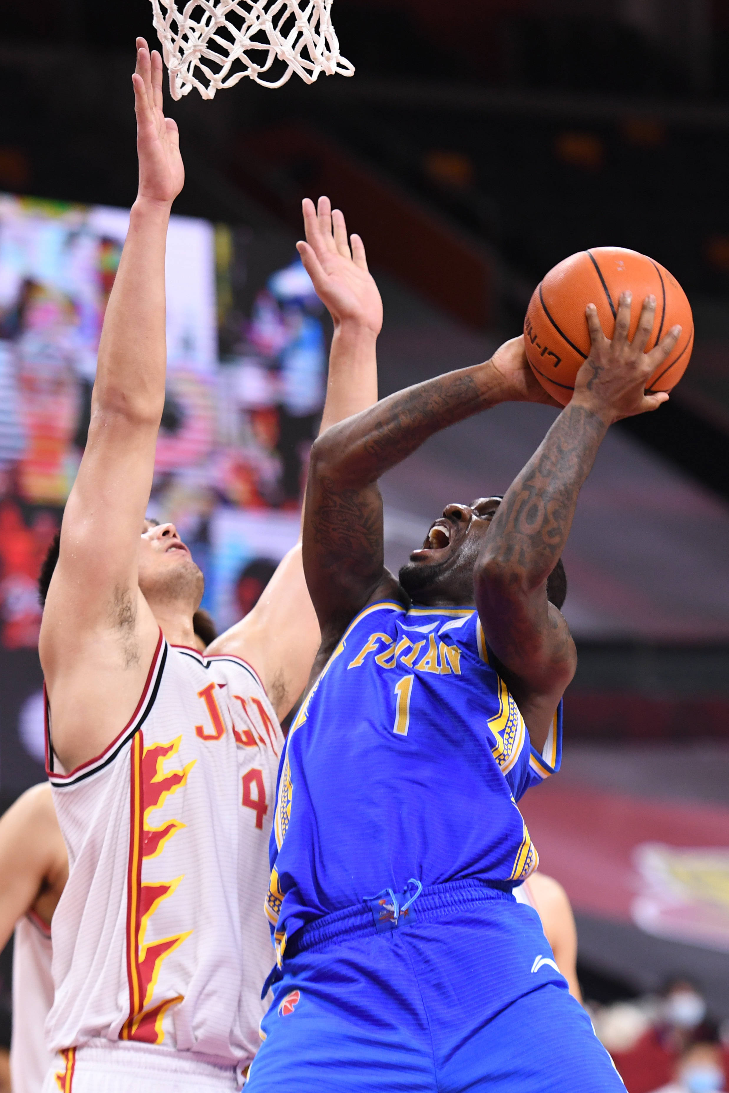 篮球——cba复赛第一阶段:福建豹发力胜吉林九台农商银行