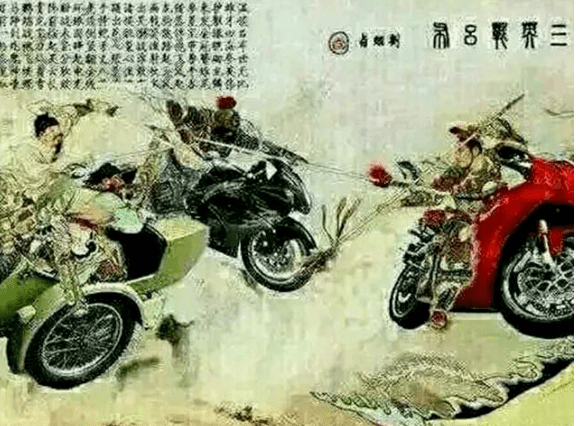 三英战吕布刘关张的座驾偏三轮我估计是山东750老款,吕布的着实没看出