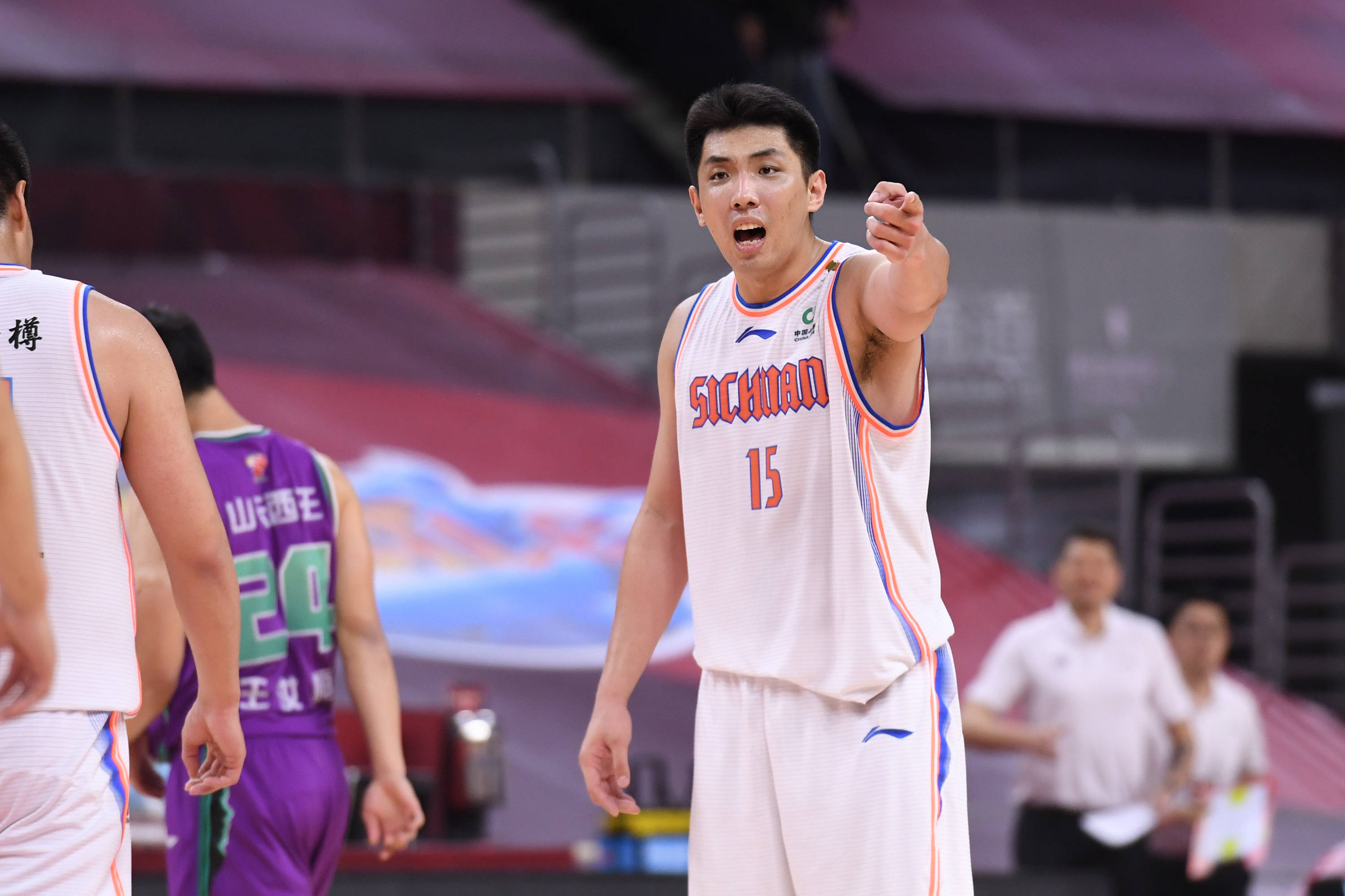 篮球——cba复赛第一阶段:四川五粮金樽胜山东西王