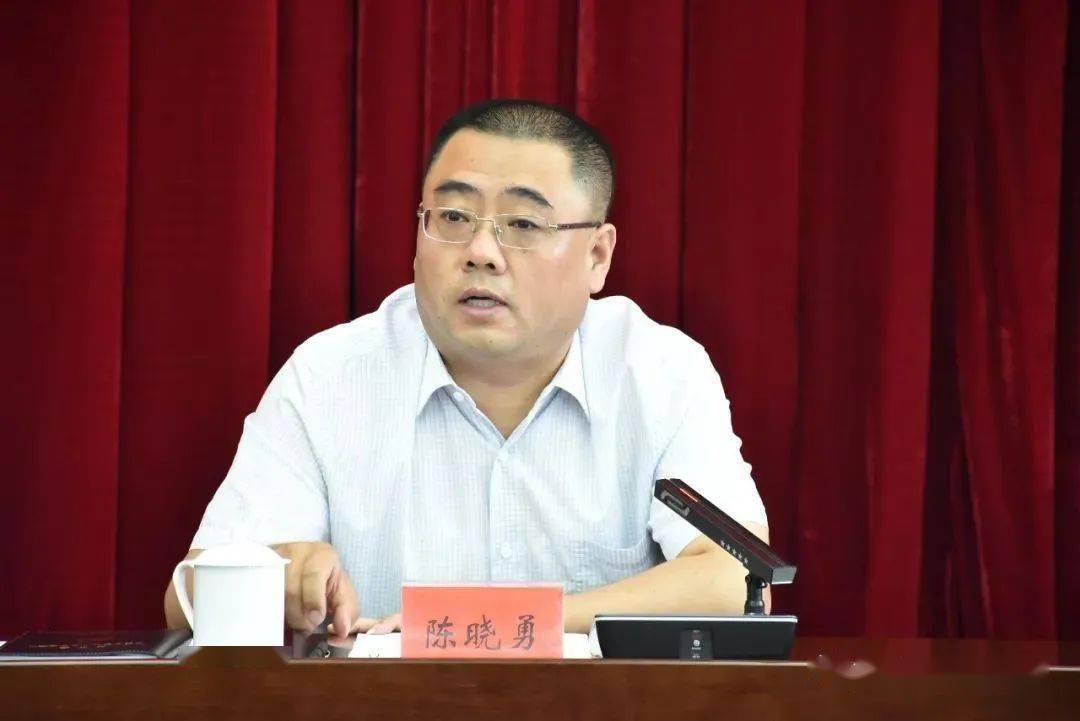 县委常委,政法委书记 陈晓勇会后,东湖街道党工委书记李存奎迅速组织