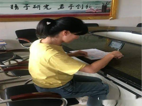 教育科研关注文本解读培养学习能力晋江市小学英语蔡燕飞名教师工作