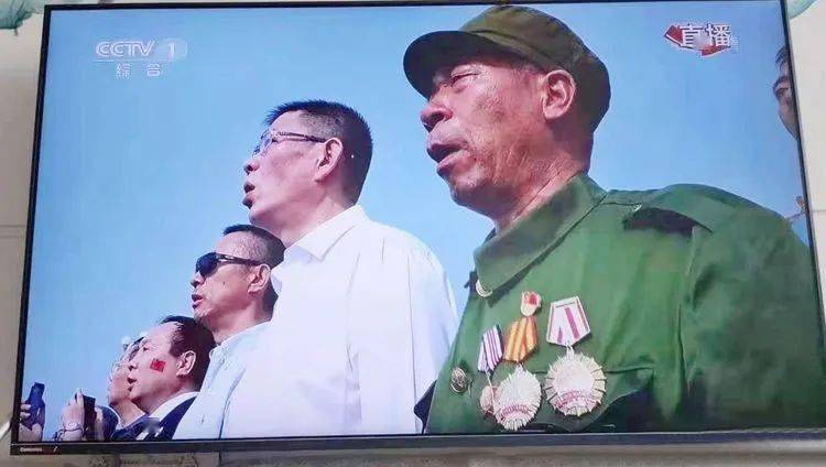 北漂退伍老兵张喜忠从掏粪工变身国庆观礼台嘉宾的人生逆袭