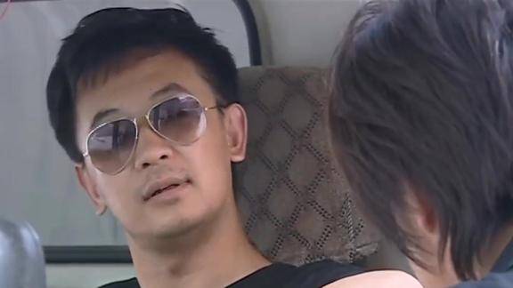 笑着活下去陈瘸子让文榜拉货不干就拿老婆孩子威胁太卑鄙了