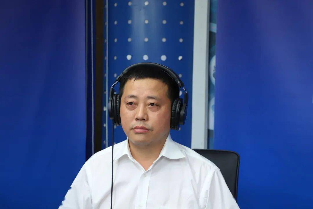 生态环境局党组成员,副局长黄建彬您好,感谢您的提问.