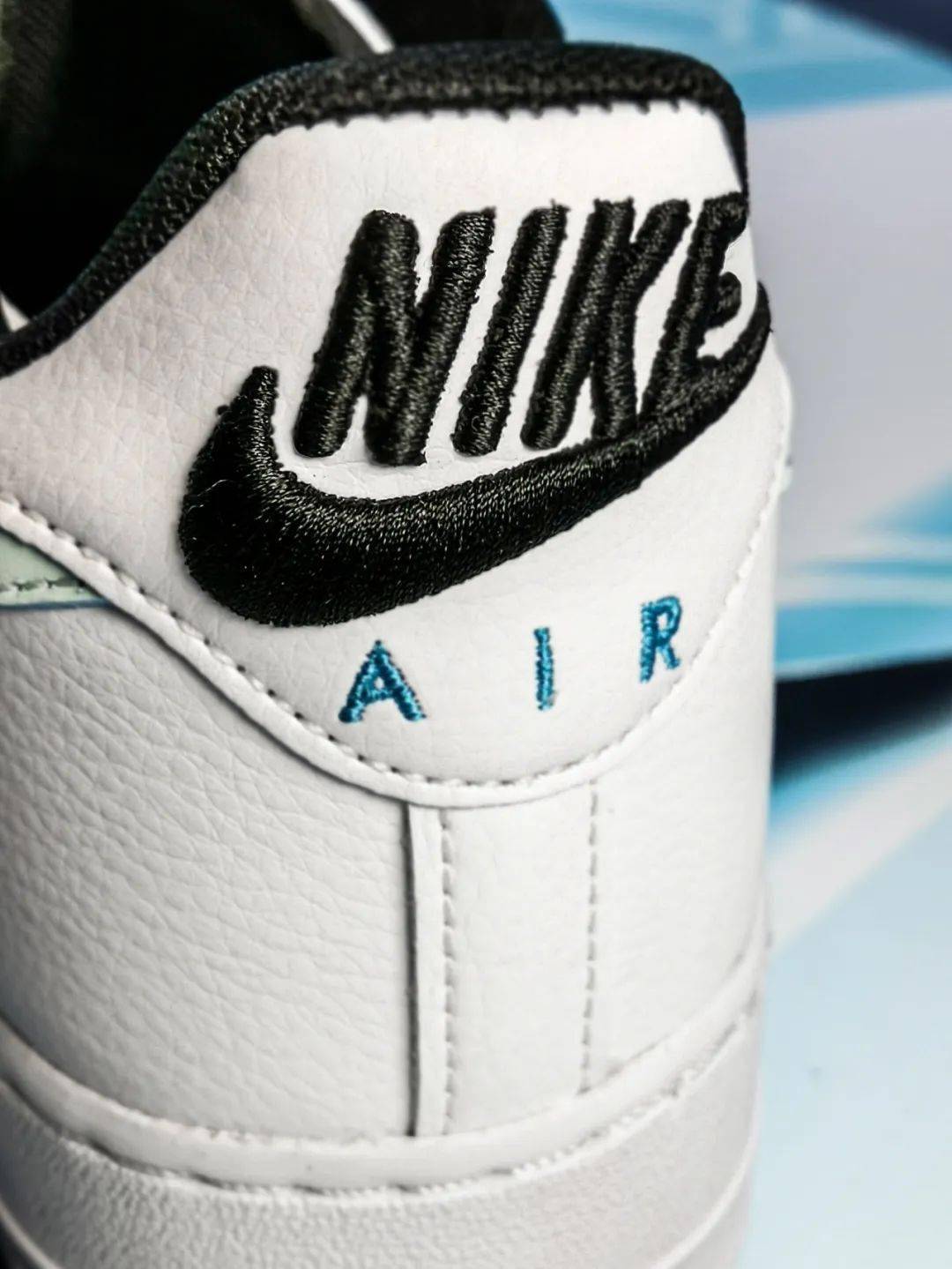 deal发售nikeairforce1worldwide浓郁的玩味气息