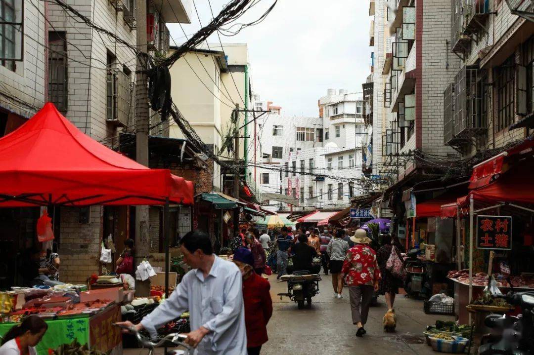 昆明船房村鸡街图片