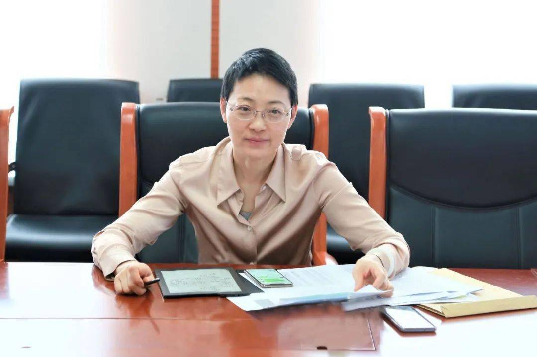 区卫生健康工作党委区卫生健康委传达学习四届区委八次全会精神