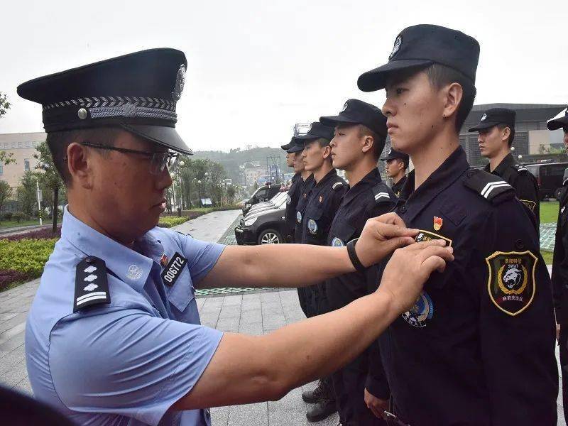 贵阳特警:锚定"四个铁一般" 永葆忠诚铸警魂