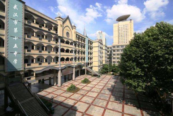 武汉市第十五中学5,武汉市东湖中学考点(武昌区徐东大街348号)限行