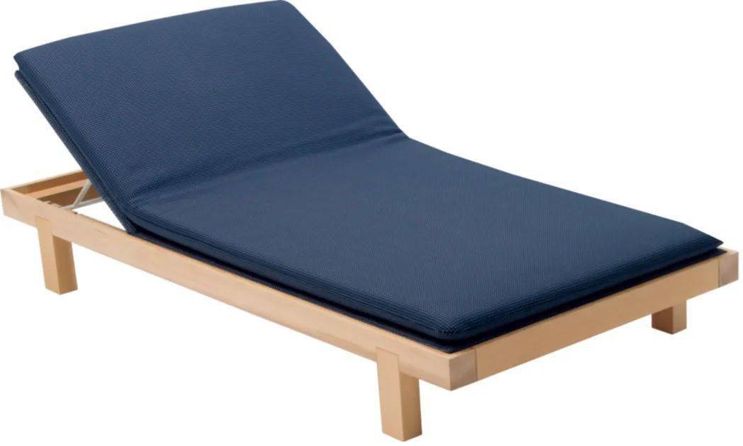 toku日光浴床 /paola lenti