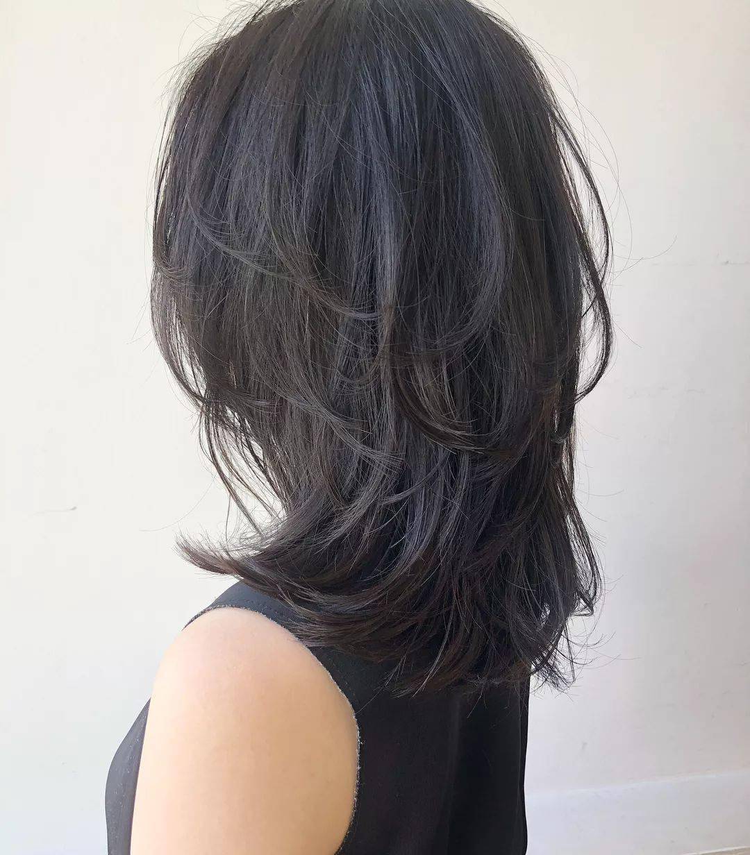 高层次碎剪中长发好看又时髦