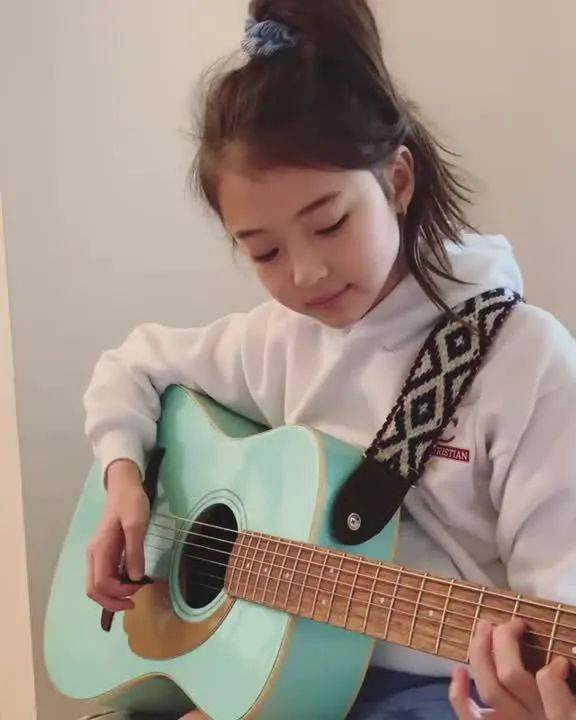 隐秘的角落火了这位10岁的心机萝莉这届05后也太野了