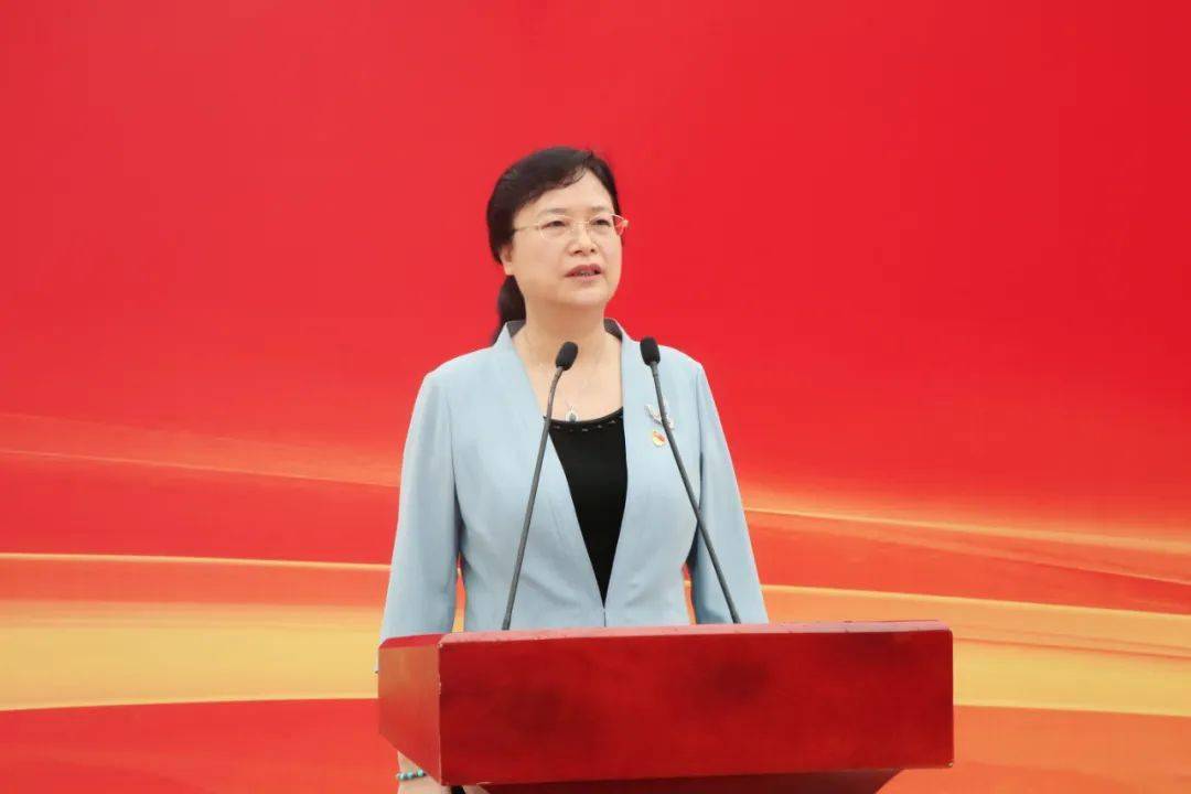 龙华2020年第三次出手!投256亿元,30个重大项目集中开工!