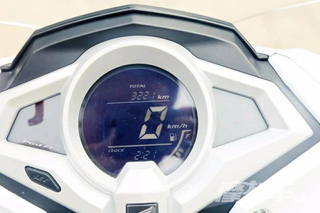 用我朴实的镜头和无华的文字,记录京郊用户的小裂行3000km使用心得