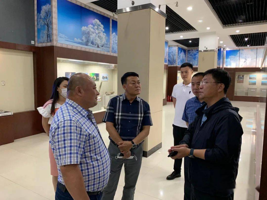 李传柱市长视察讷河市文体广电和旅游局工作