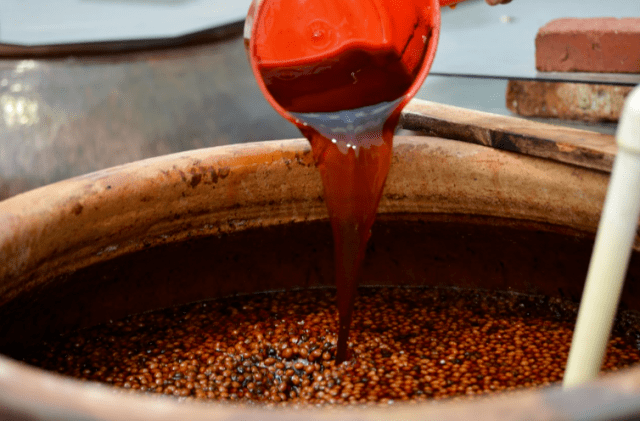 廉江这个镇传统正宗酿造的酱油太犀利啦