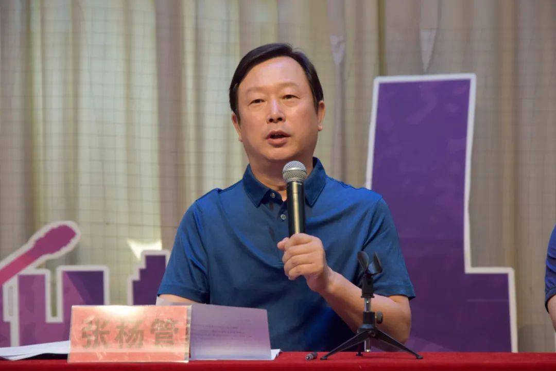 临汾一中张杨管校长高三年级张剑锋主任为即将奔赴高考战场的2020届