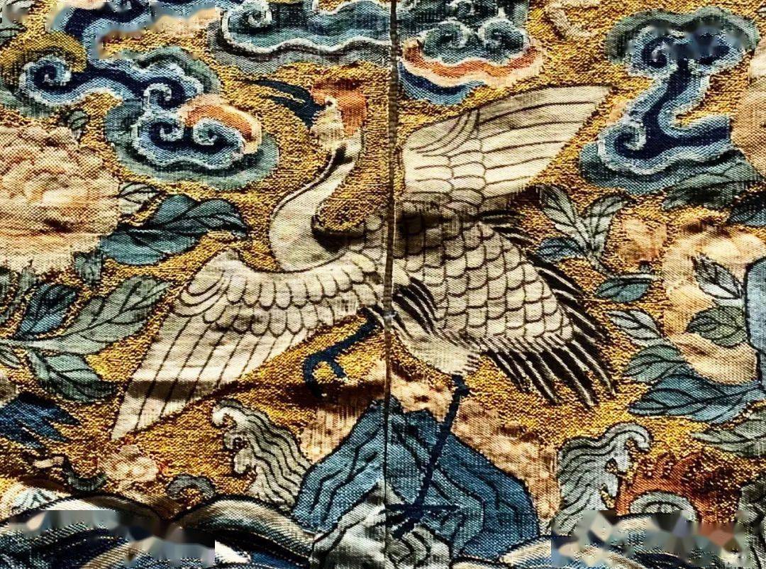 清金地五彩缂丝一品文官仙鹤补子