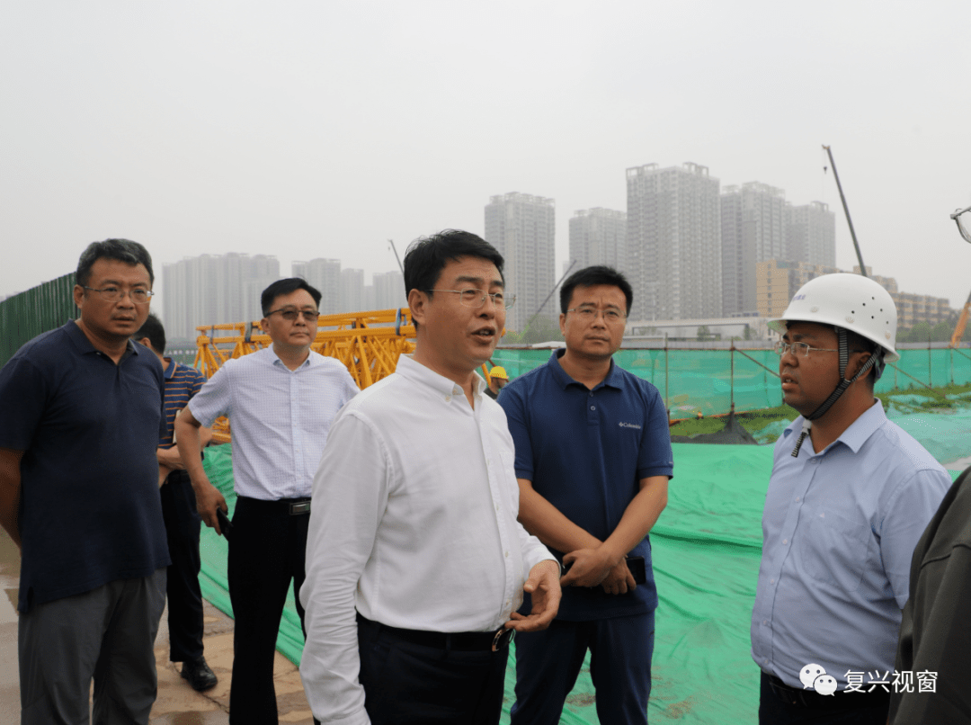 党政领导抓环保 | 邯郸复兴区区长李少锋督导调研辖区建筑工地扬尘