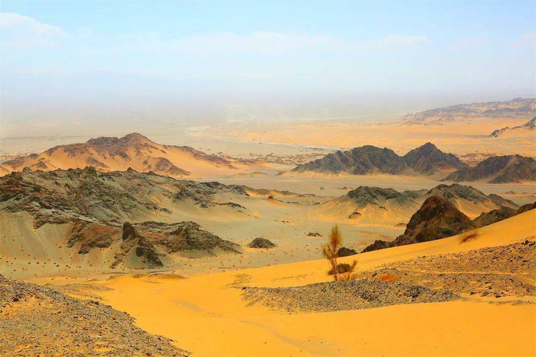 你知道吗原来大漠戈壁可以这么美