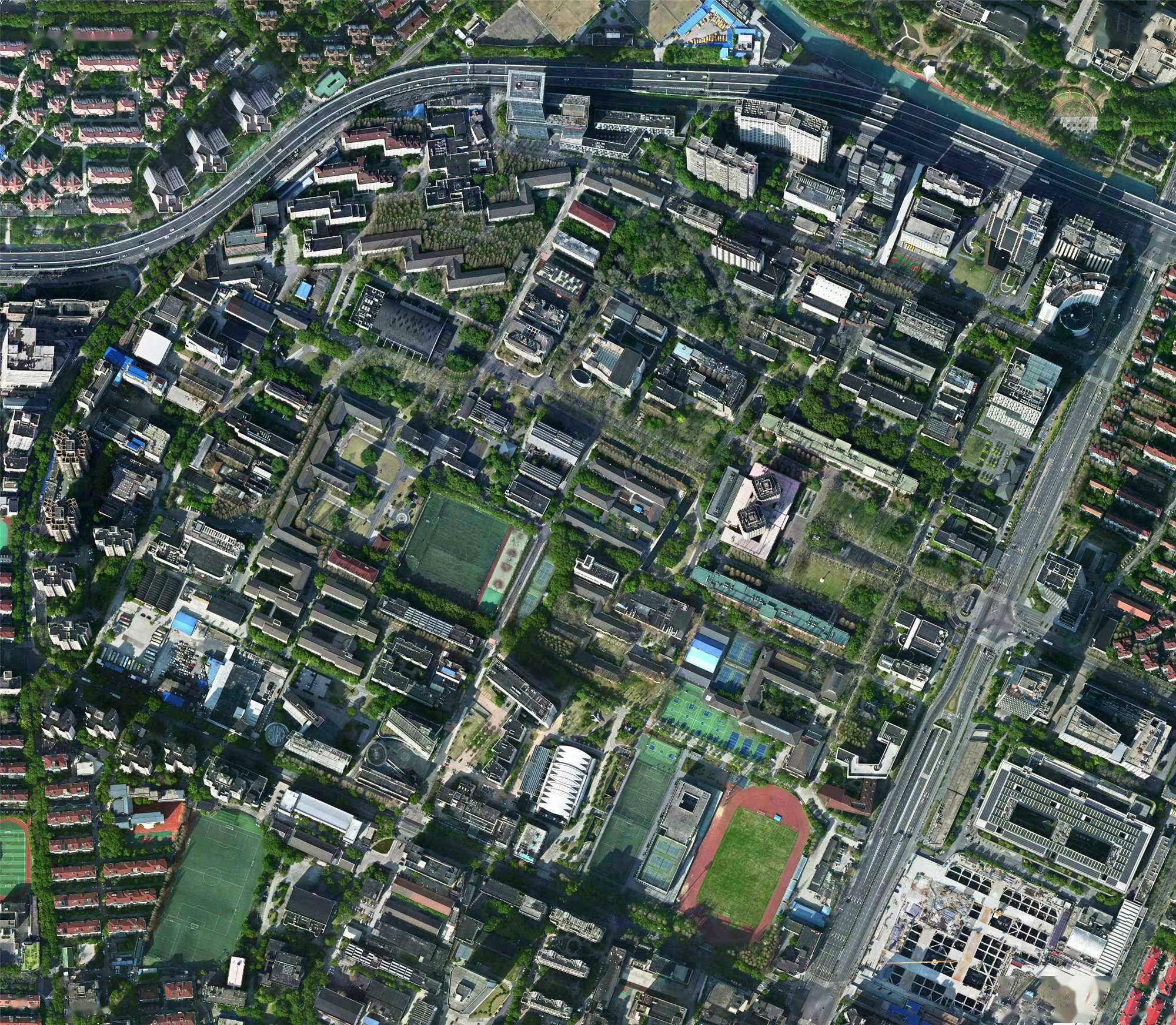 从一锹土到一幢楼,再到一座学府!在测绘影像图中,看上海高校"版图"