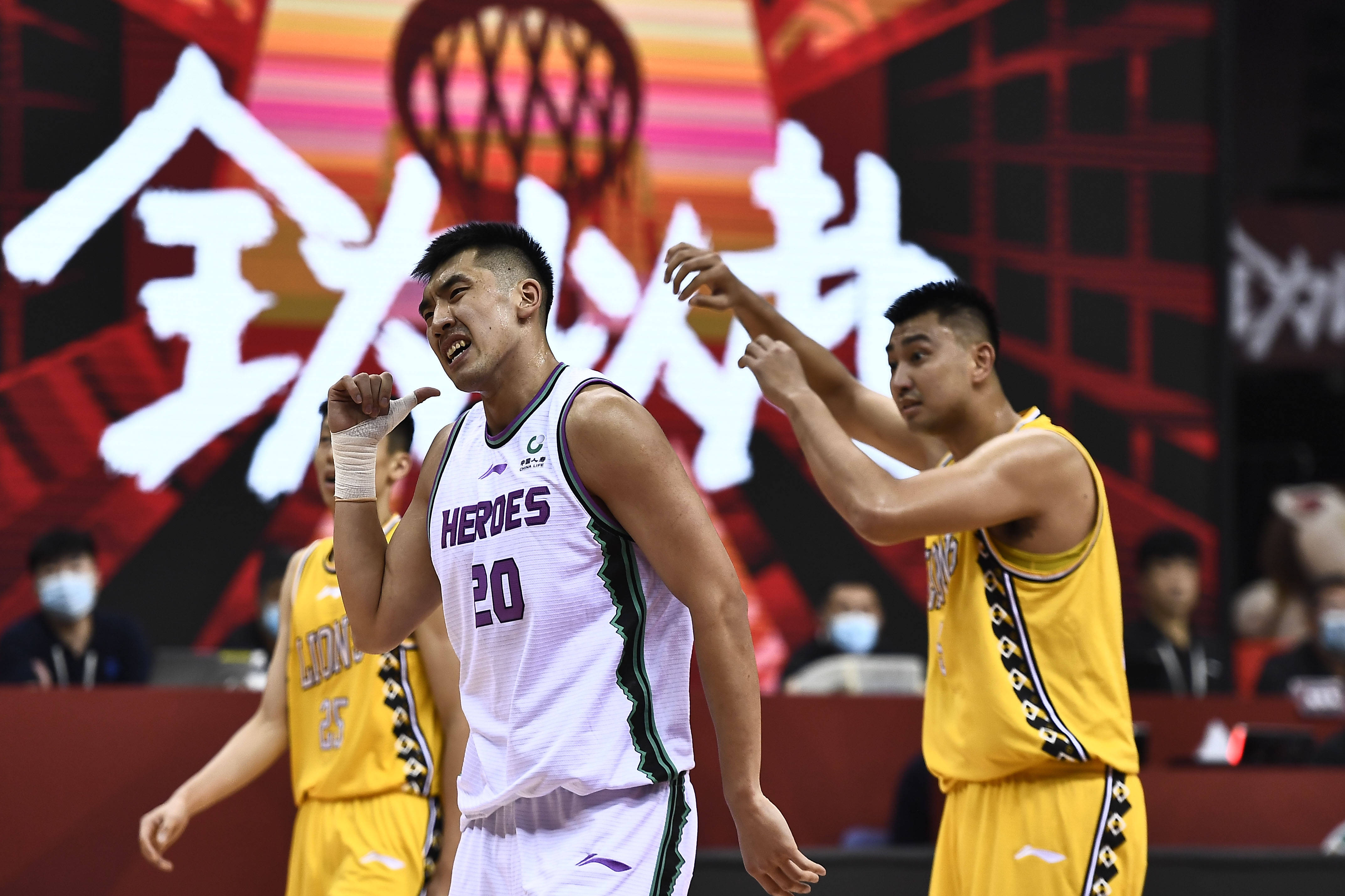 篮球——cba复赛第二阶段:山东西王迎战浙江广厦控股_比赛