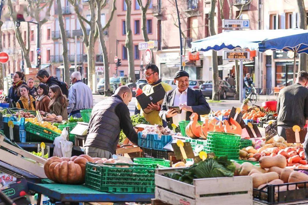 "地摊经济"鼻祖之巴黎最大跳蚤市场,喊你来看摊儿!_puces