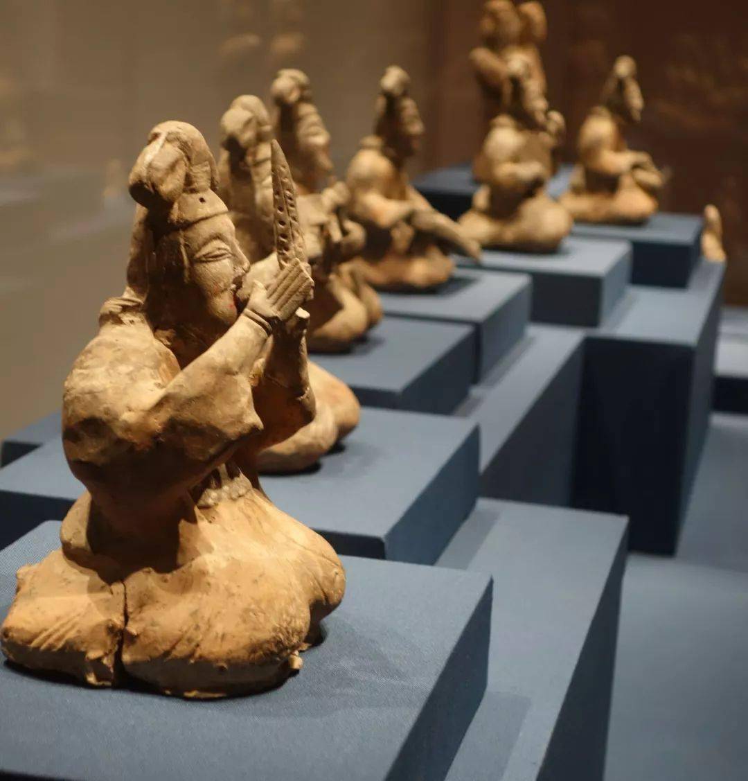 十六国女乐俑一组《汉唐奇迹:中国艺术状物传统起源与发展》特展