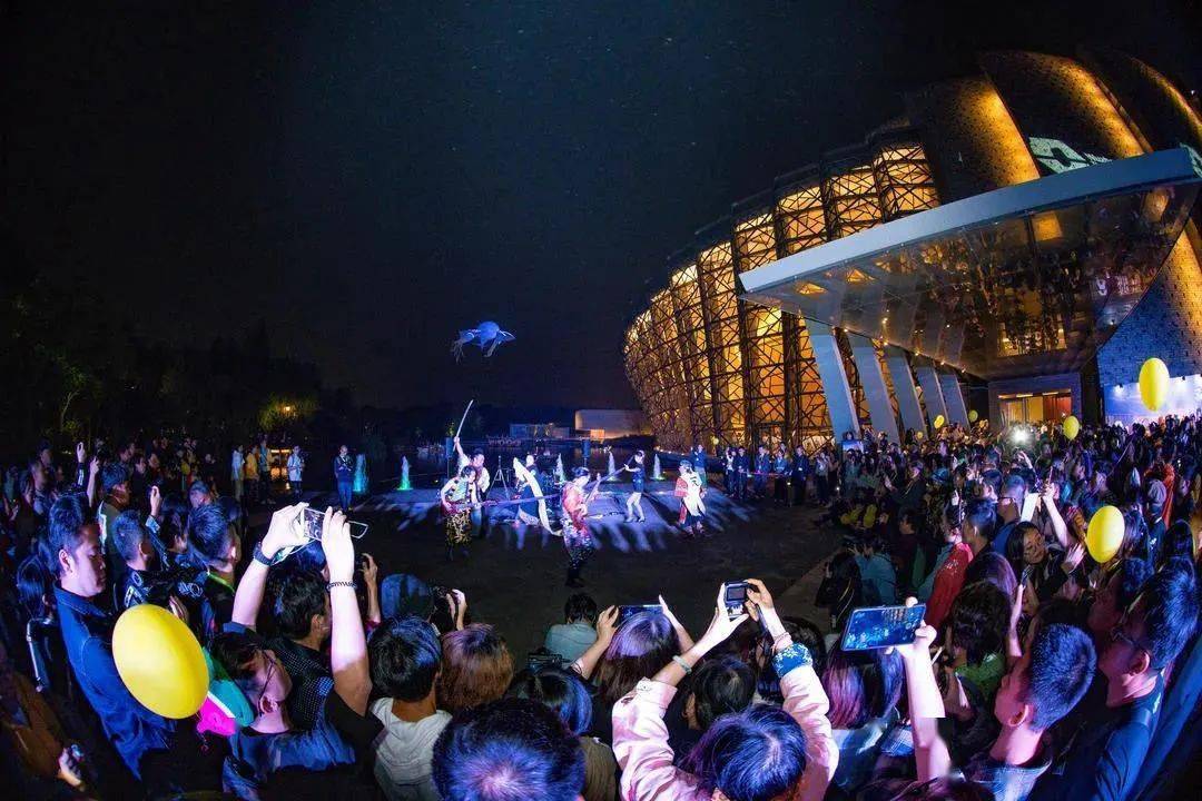 第八届乌镇戏剧节延迟