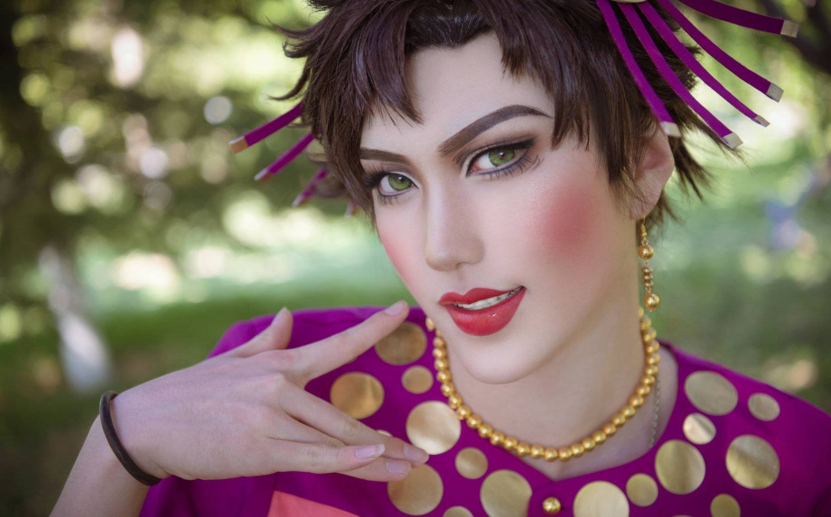 大佬cos jojo"龙舌兰姑娘",你是扛起了品如的衣柜吗?