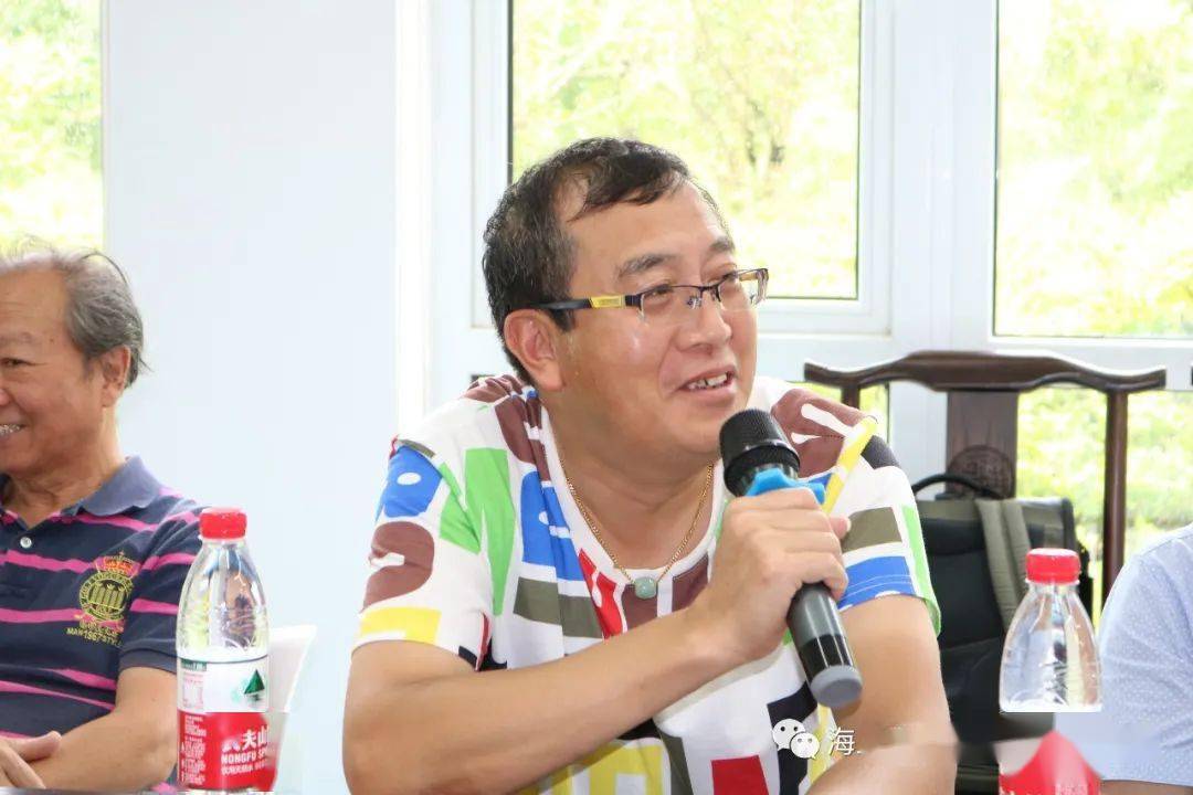 上海文促会摄影家联盟第一次筹备会议召开编审蓝天总监丁迪蒙