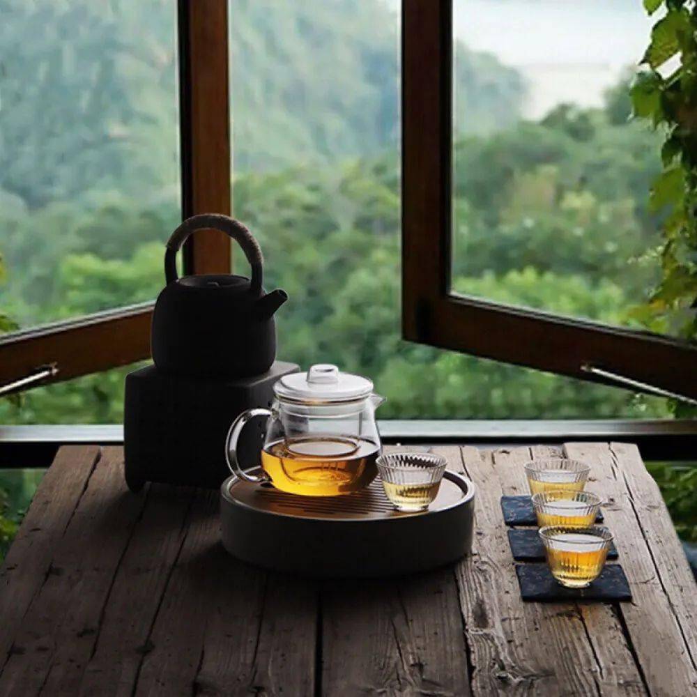 人生如茶,輕輕綴飲,浮浮沉沉