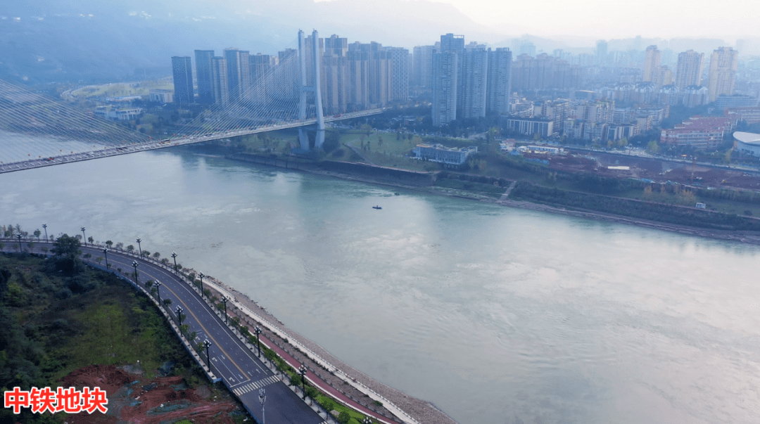 航拍宜宾又来一批江景房imax无敌视野5盘大pk火药味太浓