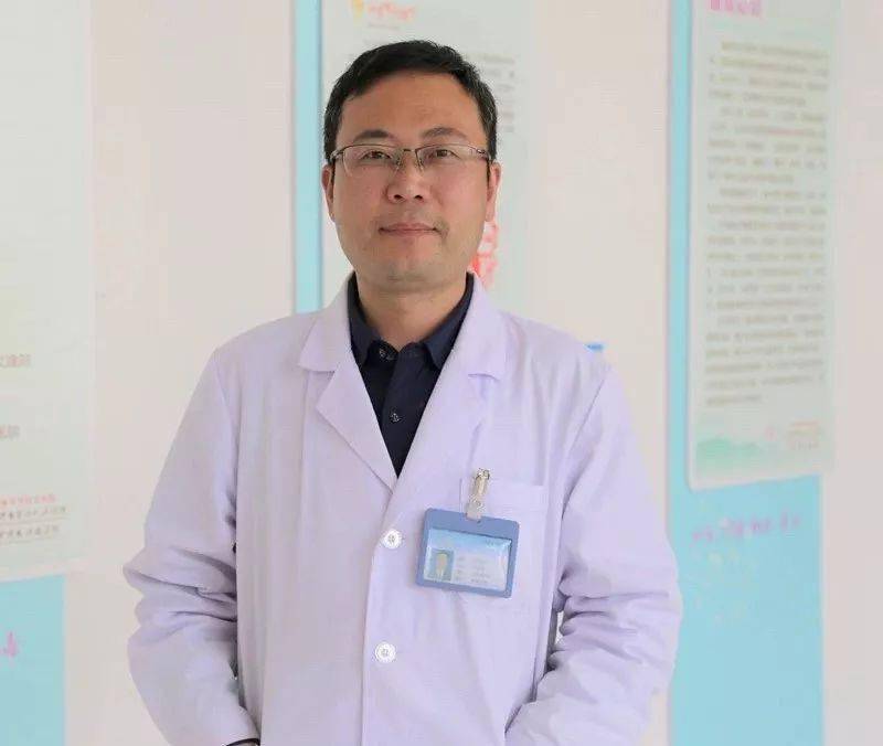 看连二医心血管内科为罕见"右心人"安装起搏器