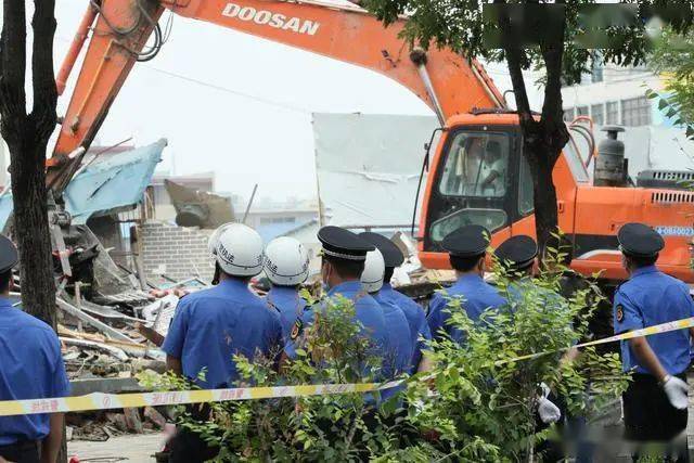 【重磅】运城安邑水库边的24间违建今天被拆除!现场曝光!