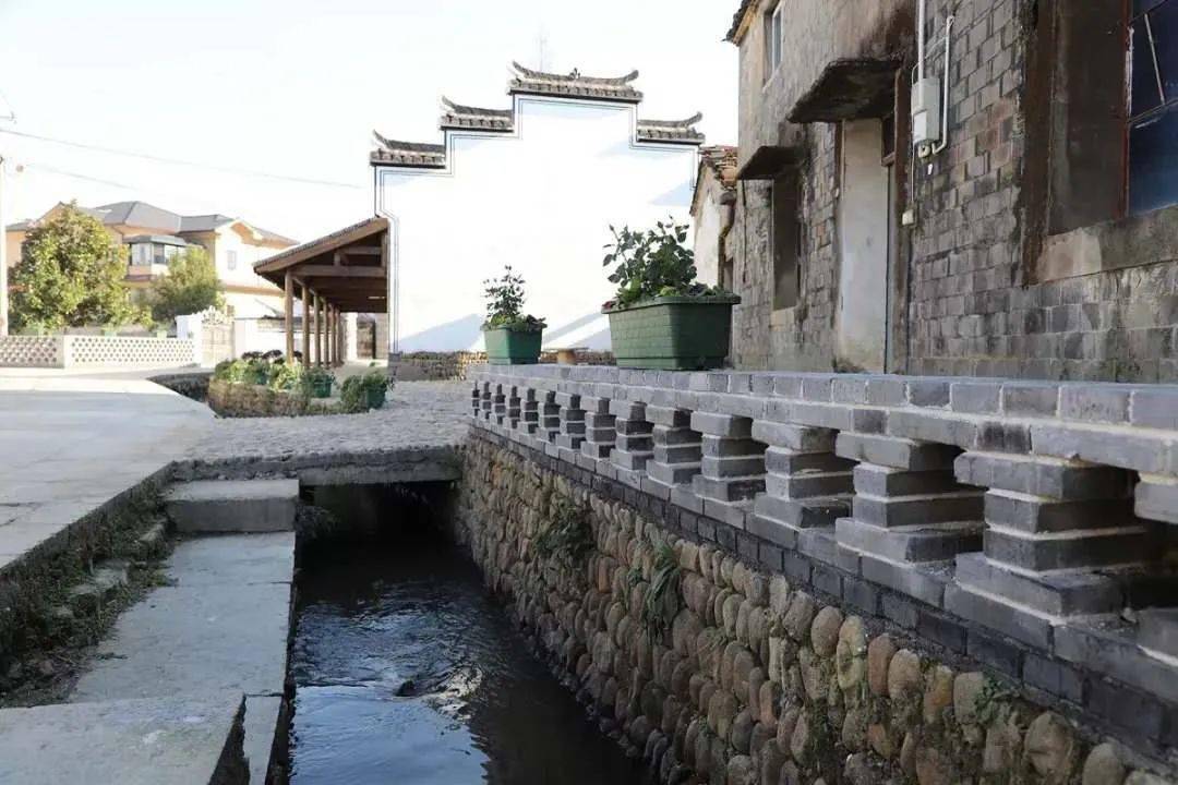 等级:优秀!湖州安吉这个村要火!_鹤鹿溪村