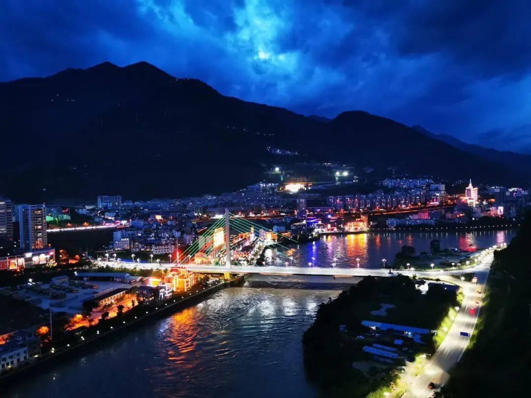 一起克西岸寻找烂漫~_怒江