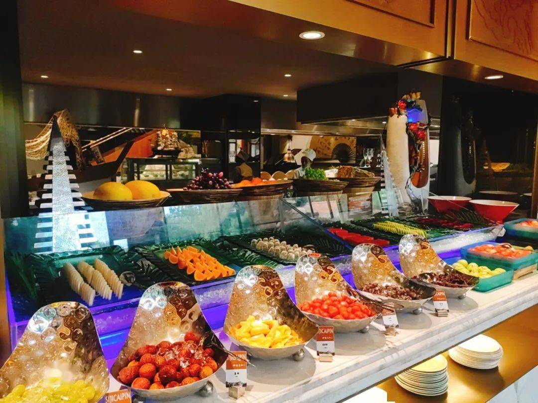 200 菜品,无限量畅吃!