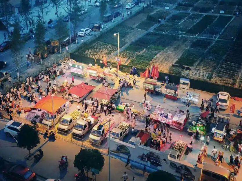 双流黄甲首个集装箱风情美食夜市开张啦美食游戏等你来