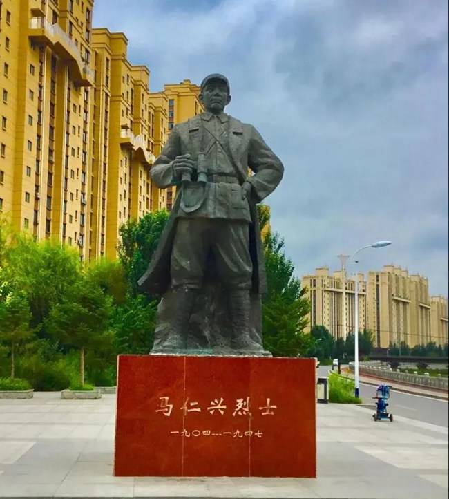 【追寻】重温革命历史 缅怀革命先烈——四战四平