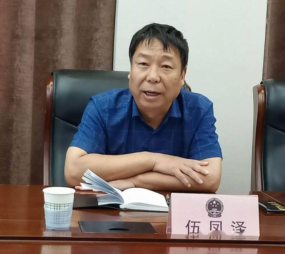 《三门峡市文明行为促进条例(草案)》修改意见灵宝座谈会召开_刘春龙