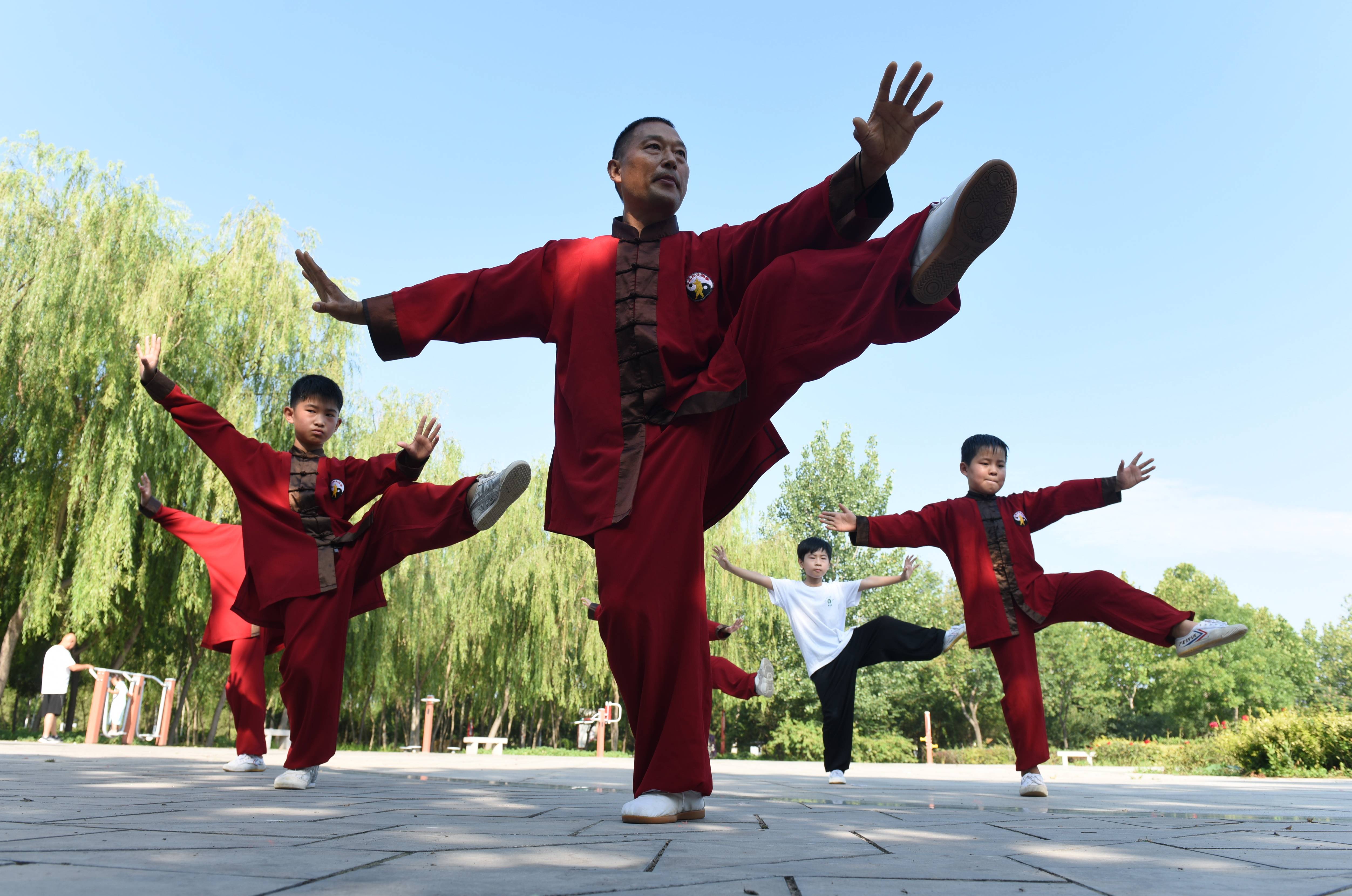 打太极照片图片图片