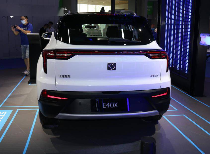 2020成都車展:江淮大眾思皓e40x首發