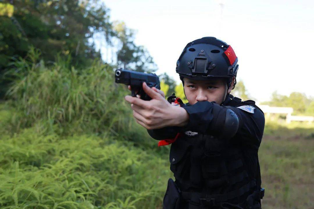 亮剑台山海鲨突击队成立负责处置各类突发暴恐等事件